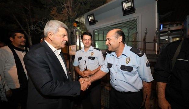 Başkan Karaosmanoğlu emniyet mensuplarını ziyaret etti