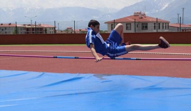 Erzincan'da Turkcell Küçükler Atletizm Festivali yapıldı