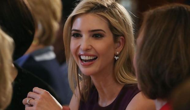 Ağzı kulaklarında! Ivanka Trump'a büyük kıyak