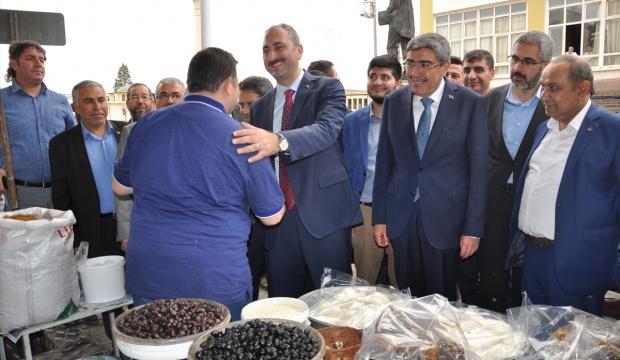 Adalet Bakanı Abdulhamit Gül'ün esnaf ziyareti