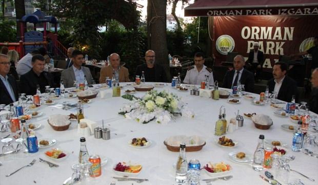 Vali Balkanlıoğlu, gazetecilerle iftar yaptı