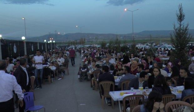 Darüşşifa Kolejinden iftar programı
