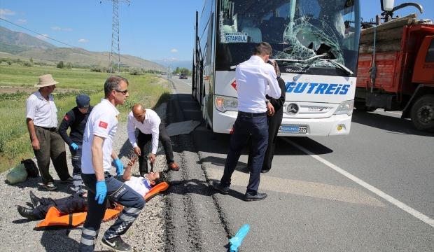 Aracın kopan aksı otobüsün ön camından girdi: 7 yaralı