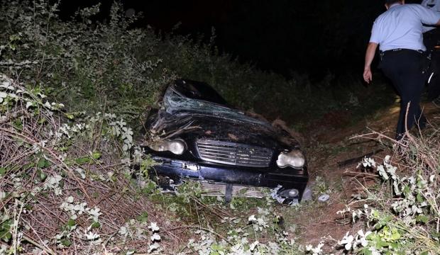Adana'da otomobil tarlaya devrildi: 1 yaralı