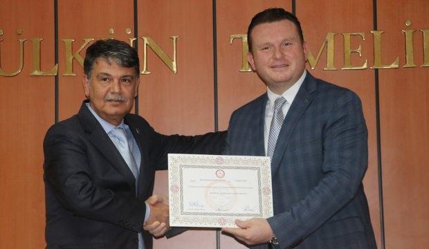 MHP Sakarya milletvekili Bülbül, mazbatasını aldı