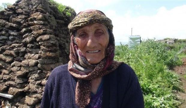 80 yaşındaki Nuriye nineyi görenler şaşırıyor
