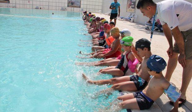 Seydişehir'de jeotermal yüzme havuzu sezonu açıldı