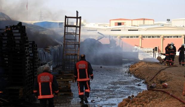 GÜNCELLEME - Malatya'da dondurma fabrikasında yangın