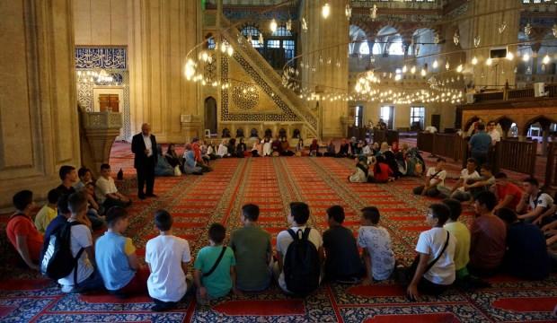 Soydaş öğrenciler Edirne'de Kur'an öğrenecek