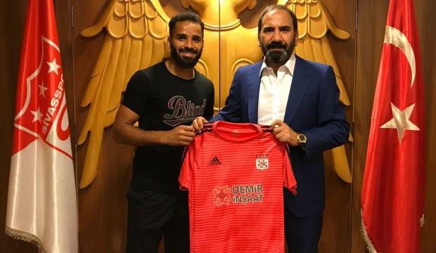 Sivasspor, Douglas ile sözleşme imzaladı