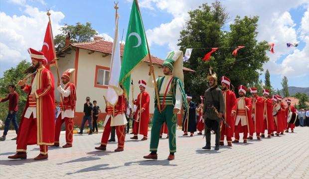 Söğüt Belediyesi 15. Geleneksel Domates ve Kültür Festivali
