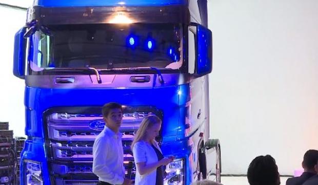 Ford Trucks Yeni Cekicisinin On Gosterimini Yapti Otomobil Haberleri