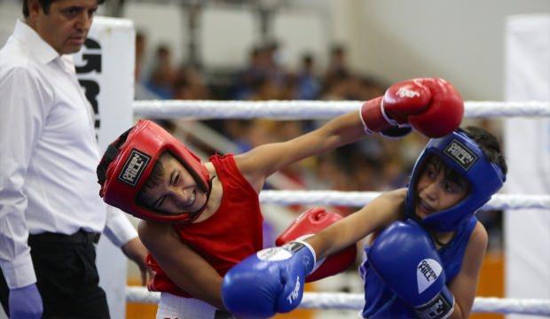 Alt Minikler Türkiye Ferdi Boks Şampiyonası başladı