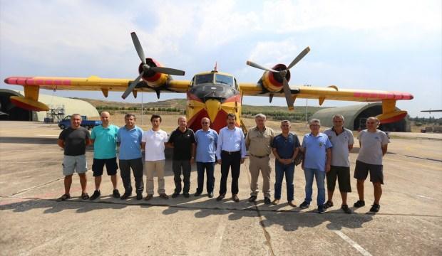 Orman Bölge Müdürü Aybal'dan yangın söndürme uçağına ziyaret