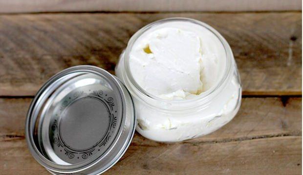 Ev yapımı limonlu temizlik kremi