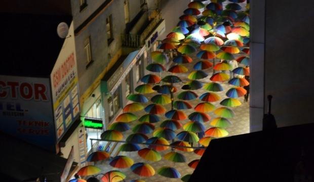 Ağrı Belediyesinden "Şemsiyeli Sokak" projesi