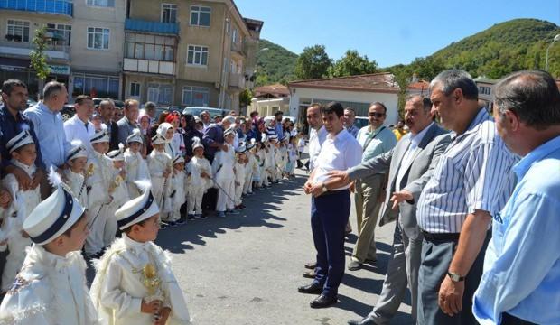 Ladik'te sünnet şöleni