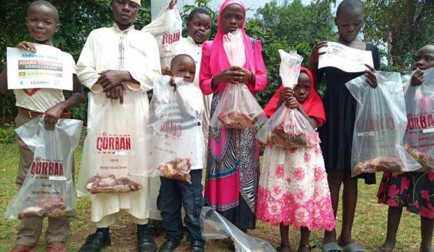 Uganda'da kurban eti dağıtıldı