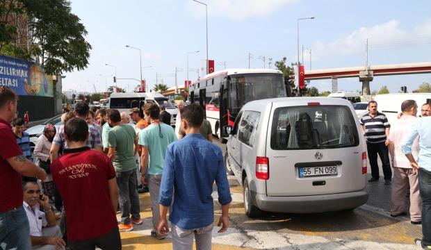 Halk otobüsü ile hafif ticari araç çarpıştı: 4 yaralı