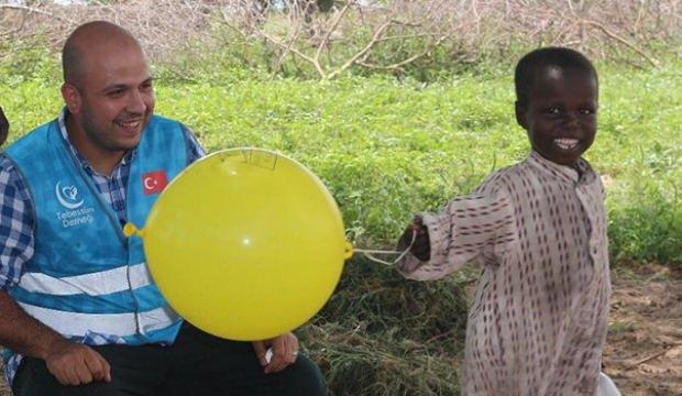 İlk defa balon gören çocukların şaşkınlığı