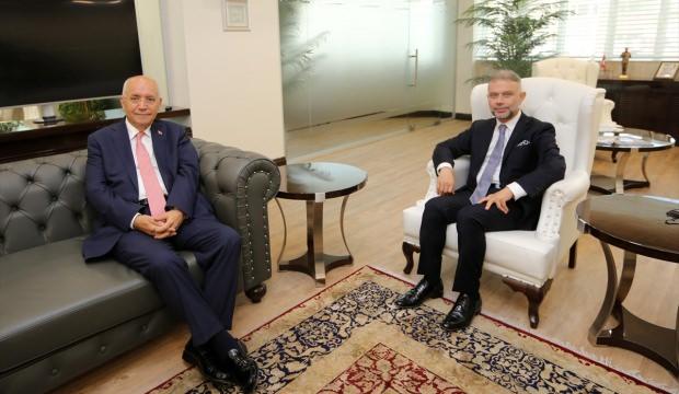 Başkan Ertürk'ten, Yaşar'a taziye ziyareti