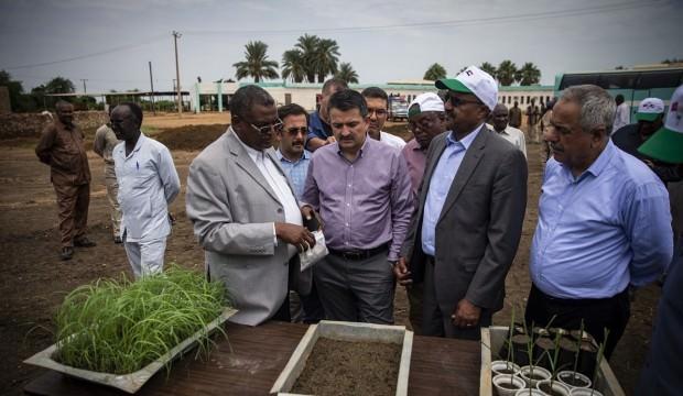 Sudan'da Türk heyetine yoğun ilgi