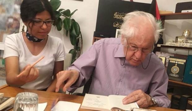 Pakdil: Sanatı ve edebiyatı savunmalıyız