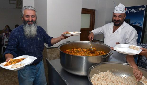 Tunceli'de iftar yemeği verildi