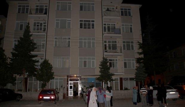 Konya'da 2 bina yıkılma tehlikesine karşı boşaltıldı