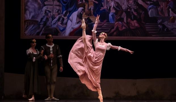 Antalya DOB'da sezonun ilk balesi "Romeo ve Juliet"