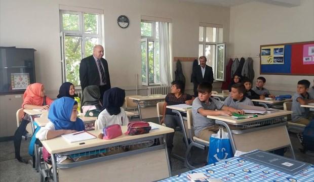 Milli Eğitim Müdürü Gültekin'den okul ziyaretleri