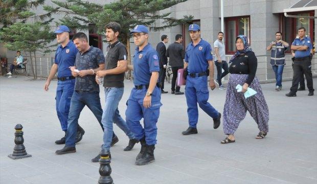 Antalya'da icra görevlilerinin rehin alındığı iddiası