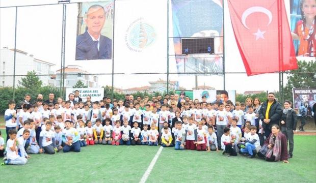 Oğuz Arda Sel anısına futbol akademisi açıldı