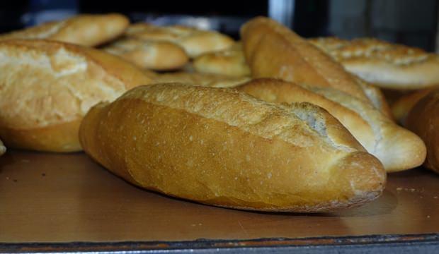 Edremit'te ekmek gramajı ve fiyatının düşürülmesi talebi