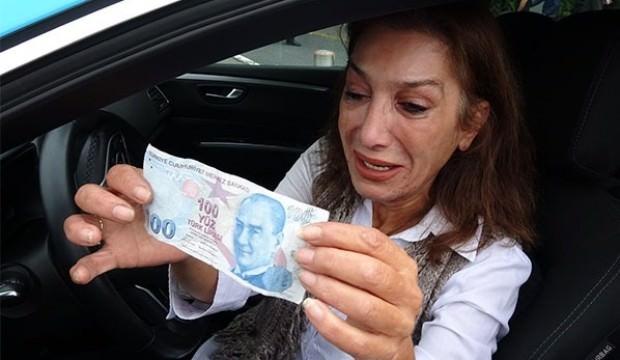 Kadın taksicinin gözyaşları! Sahte para...