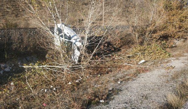 Erzincan'da otomobil şarampole düştü: 1 ölü