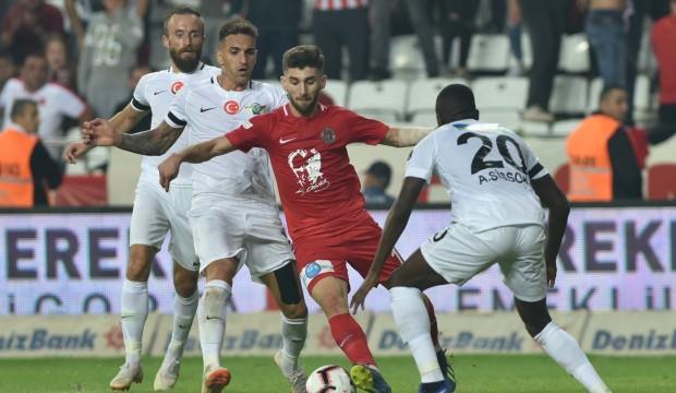 Akhisarspor deplasmanda siftah yaptı