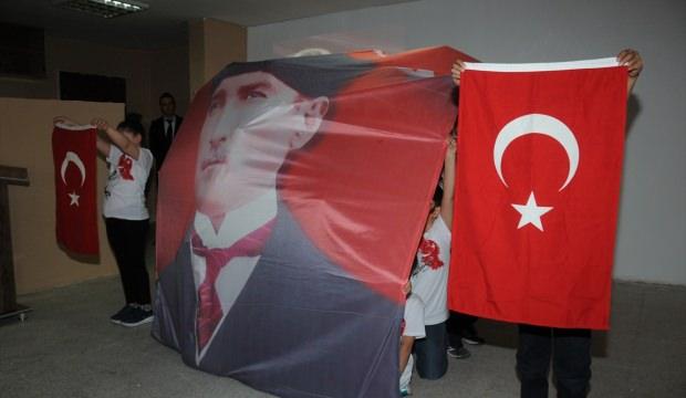 Büyük Önder Atatürk'ü anıyoruz