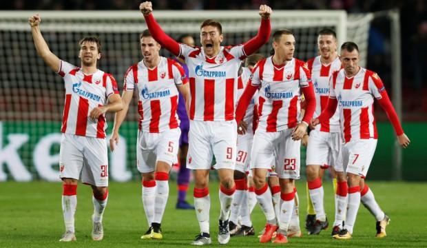 Devler Ligi'nde tarihi galibiyet Liverpool dağıldı