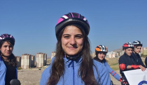 Şırnak'ta "Sağlık ve bisiklet doğa ile buluşuyor" etkinliği
