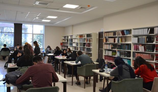Kırşehir'in yeni kütüphanesine ilgi büyük