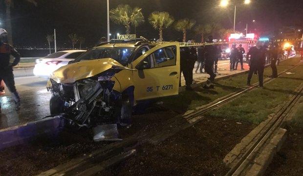 İzmir'de trafik kazası: 4 yaralı