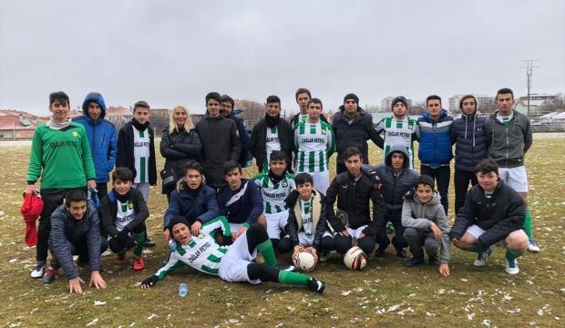 Kaman'da futbol turnuvası düzenlendi