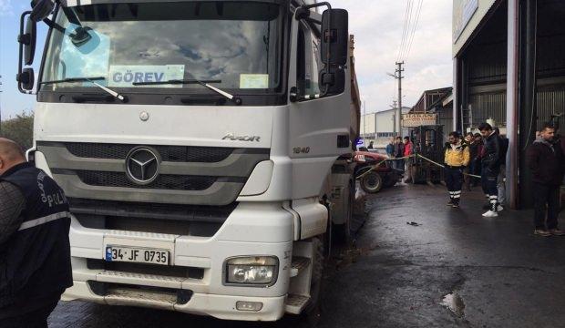 Aydın'da kamyonun altında kalan tamirci çırağı hayatını kaybetti