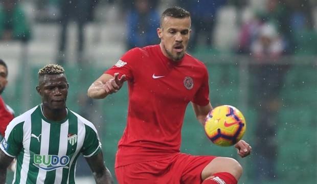 Chico, Brezilya basınına Antalyaspor’u anlattı