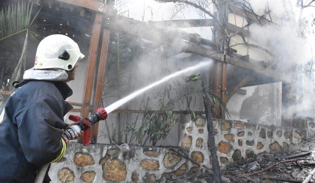 Muğla'da iki katlı evde çıkan yangın söndürüldü