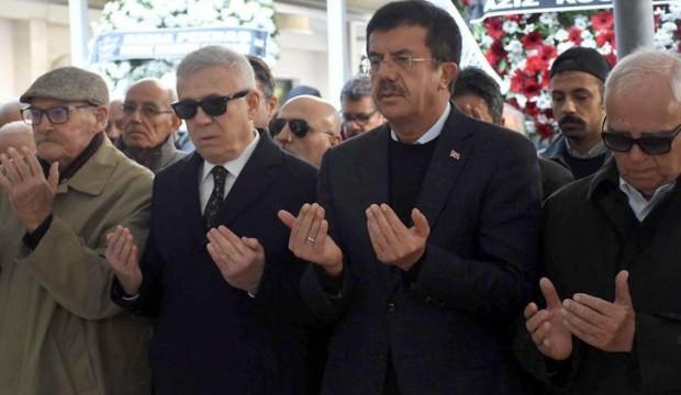 Ertuğrul Özkök'ün annesi son yolculuğuna uğurlandı