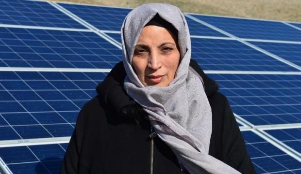 Kadın girişimci arazisini güneş tarlasına çevirdi