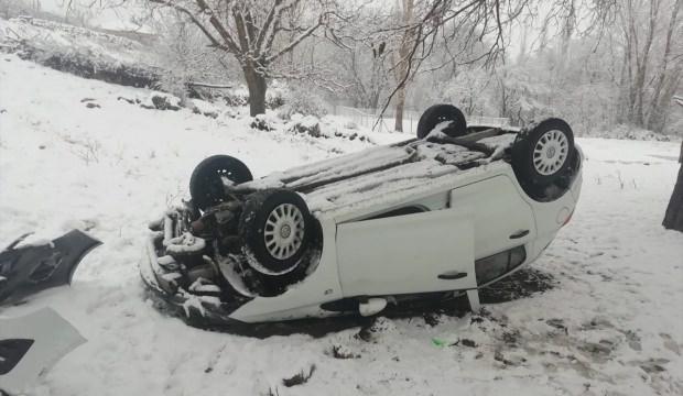 Afşin'de kar yağışı kazaya neden oldu