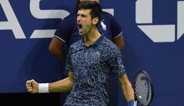 Avrupa'da yılın sporcusu Djokovic!